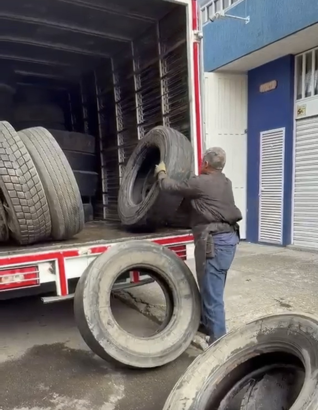 Recolección y reciclcaje de llantas usadas: Economía circular